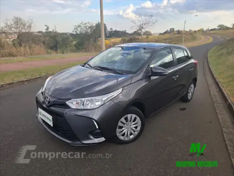 Toyota YARIS 1.5 16V FLEX XL MULTIDRIVE 4 portas
