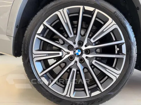 X1 2.0 16V Turbo Activeflex Sdrive20i M Sport