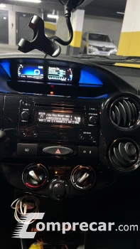 Toyota ETIOS 1.5 XLS 16V 4 portas