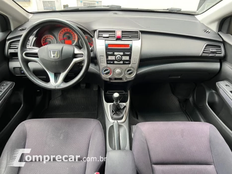 CITY 1.5 LX Sedan 16V