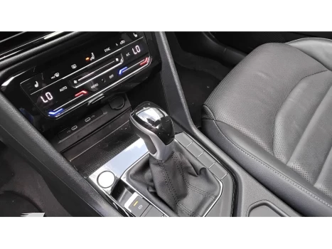 TAOS 1.4 250 TSI TOTAL FLEX HIGHLINE AUTOMÁTICO