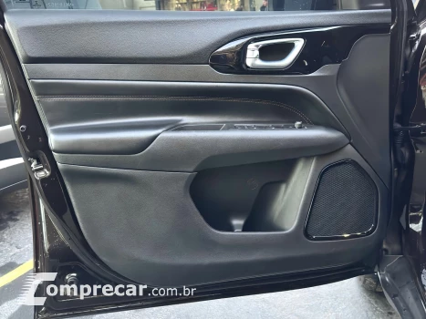 COMPASS 2.0 TD380 TURBO DIESEL LIMITED AT9