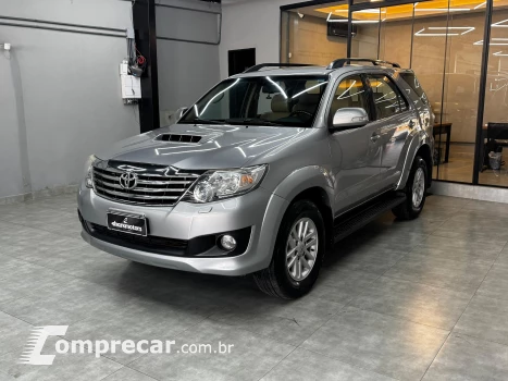 Toyota HILUX SW4 3.0 SRV 4X4 16V Turbo Intercooler 4 portas