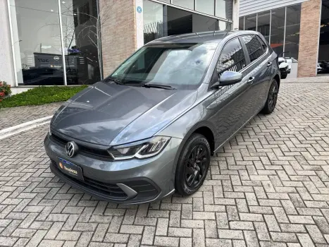 Volkswagen Polo 1.0 MPI Flex 12V 5p 4 portas