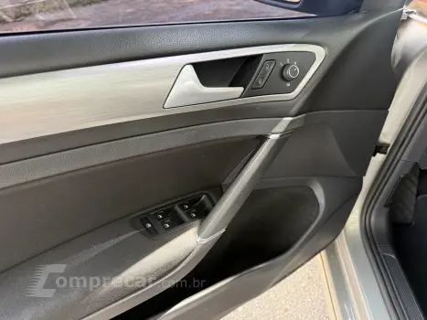 GOLF 1.0 200 TSI Comfortline