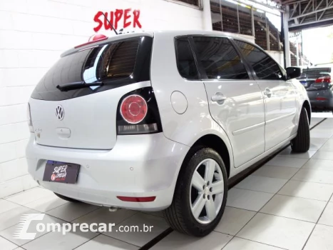 POLO - 1.6 MI 8V 4P MANUAL