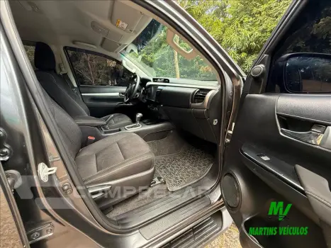 HILUX 2.8 D-4D TURBO DIESEL CD SR 4X4 AUTOMÁTICO