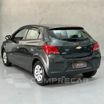 ONIX HATCH LT 1.0 8V FlexPower 5p Mec.