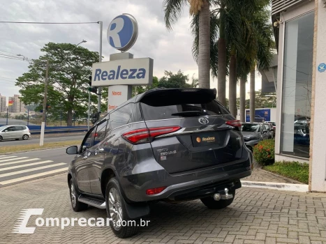 Hilux SW4 SRX 4x4 2.8 TDI 16V Dies. Aut.