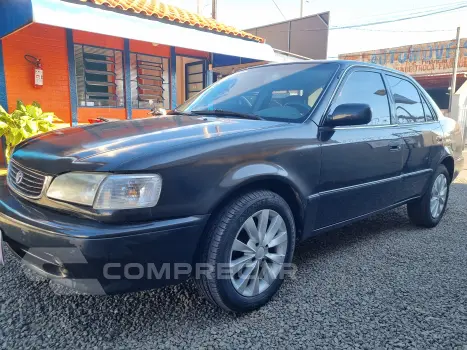 Toyota COROLLA 1.8 XEI 16V 4 portas