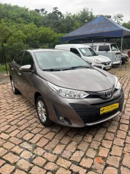 YARIS 1.5 16V Sedan XL