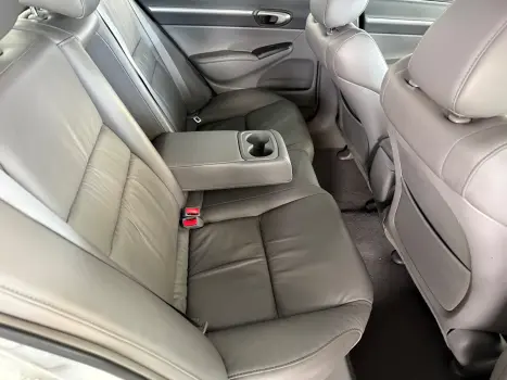 Civic Sedan EXS 1.8/1.8 Flex 16V Aut. 4p