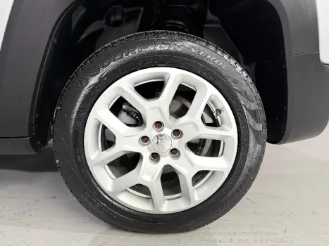 RENEGADE 1.8 16V Longitude