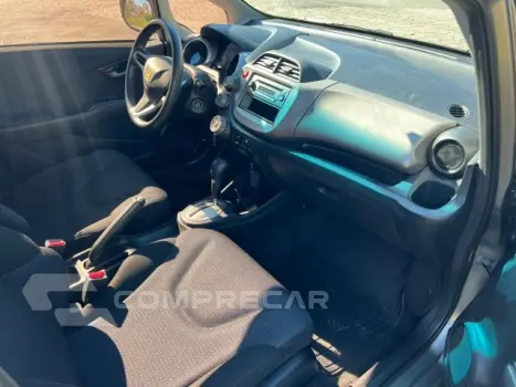 FIT - 1.4 LXL 16V 4P AUTOMÁTICO