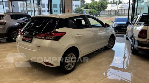 YARIS 1.5 16V XS
