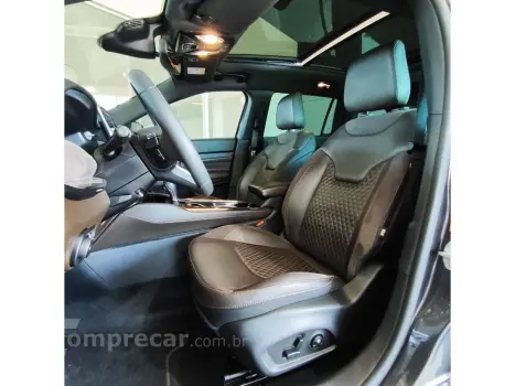 COMMANDER 1.3 T270 TURBO FLEX OVERLAND AT6