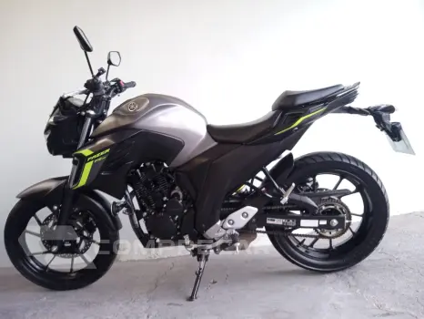 FARZER 250 ABS