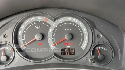 CELTA 1.0 MPFI Life 8V