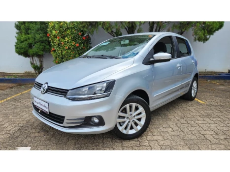 Volkswagen FOX 1.6 MSI TOTAL FLEX CONNECT 4P I-MOTION 4 portas
