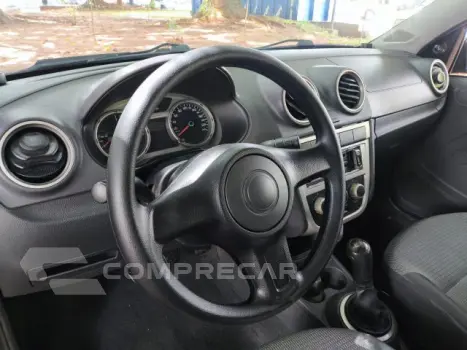 VOYAGE - 1.6 MI 8V 4P MANUAL