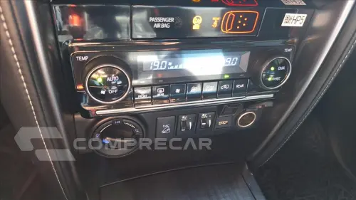 HILUX SW4 2.8 D-4D TURBO DIESEL SRX PLATINUM 7L 4
