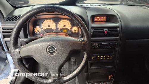 ASTRA 2.0 MPFI Advantage 8V