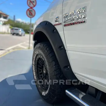 2500 6.7 I6 Turbo Laramie CD 4X4