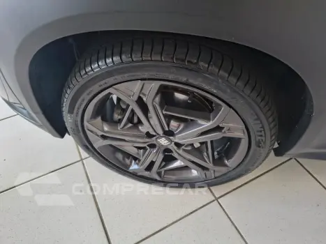 Fastback 1.3 16V 4P FLEX LIMITED EDITION TURBO 270 AUTOMÁTIC