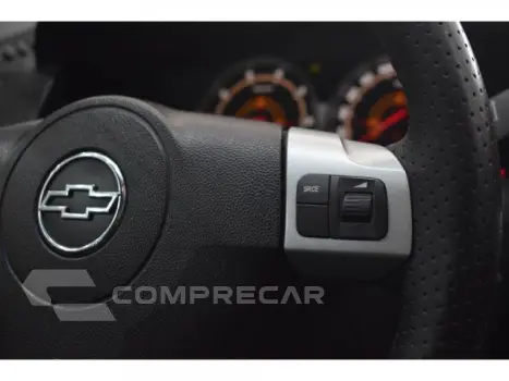 VECTRA SEDAN - 2.0 MPFI ELEGANCE 8V 4P MANUAL