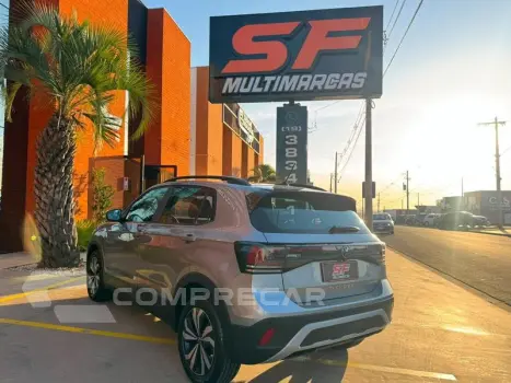 T CROSS TSI