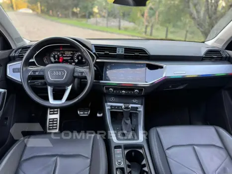 Q3 2.0 40 TFSI GASOLINA PERFORMANCE BLACK QUATTRO TIPTRONIC