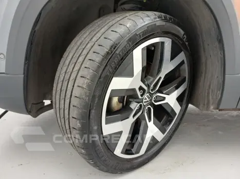 TAOS 1.4 250 TSI TOTAL FLEX HIGHLINE AUTOMÁTICO