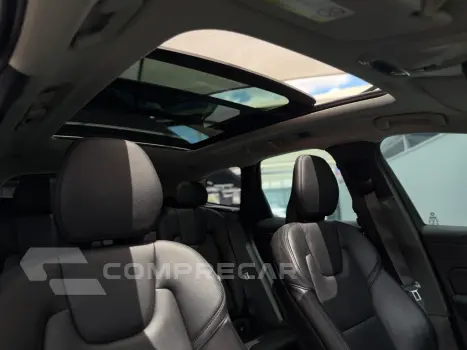 XC 60 T-5 MOMENTUM 2.0 254cv AWD 5p