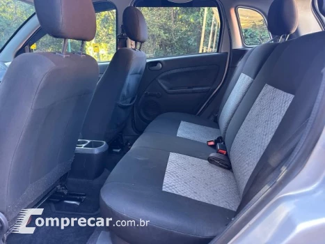 FIESTA HATCH - 1.6 ROCAM SE PLUS 8V 4P MANUAL