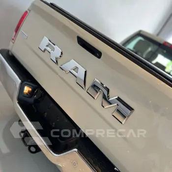 2500 6.7 I6 Turbo Laramie CD 4X4