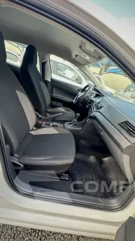 Polo Hatch 1.0 4P MPI TRACK