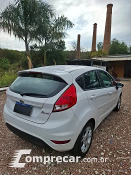 Fiesta SE