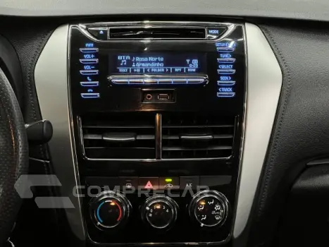 YARIS SEDAN - 1.5 16V SEDAN XL LIVE MULTIDRIVE