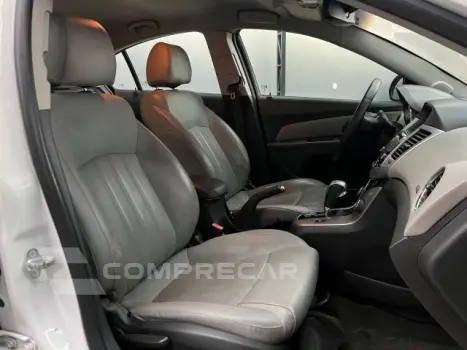 CRUZE HATCH - 1.8 LTZ SPORT6 16V 4P AUTOMÁTICO