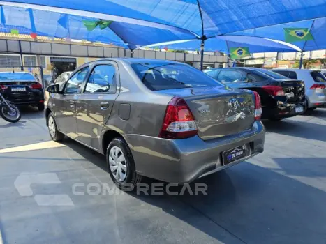 ETIOS SEDAN - 1.5 XS SEDAN 16V 4P AUTOMÁTICO