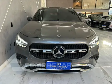 GLA 200 Progressive 1.3 TB 16V Aut.(Híb)