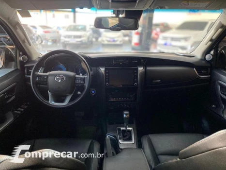 HILUX SWSRXA4FD