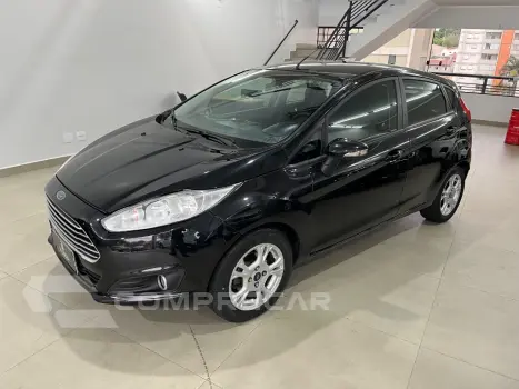 FORD Fiesta 1.5 16V Flex Mec. 5p 4 portas