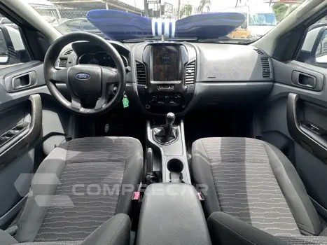 RANGER 2.5 XLS 4X2 CD 16V FLEX 4P MANUAL