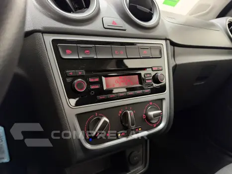 VOYAGE 1.6 MI COMFORTLINE 8V FLEX 4P MANUAL