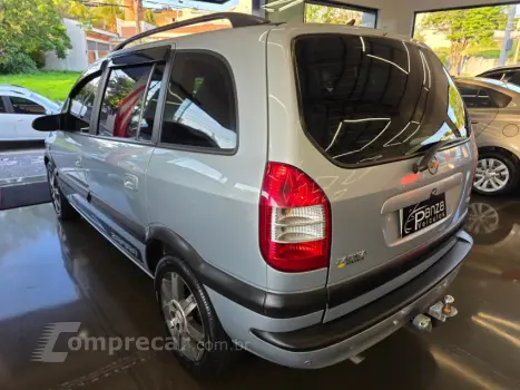 ZAFIRA 2.0 MPFI Elegance 8V