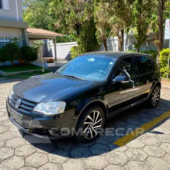 Volkswagen GOLF 2.0 MI Comfortline 8V 4 portas