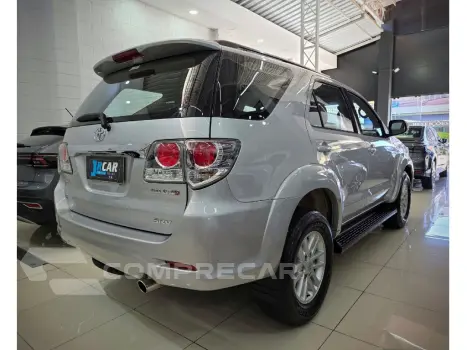 HILUX SW4 3.0 SRV 4X4 16V TURBO INTERCOOLER DIESEL 4P AUTOMA