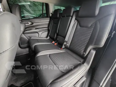 COMMANDER 1.3 T270 TURBO FLEX LONGITUDE AT6