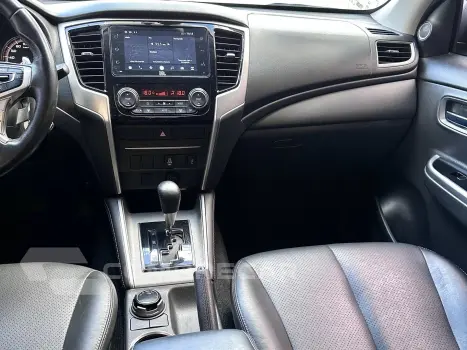 L200 TRITON 2.4 16V TURBO DIESEL SPORT HPE CD 4P 4X4 AUTOMÁT